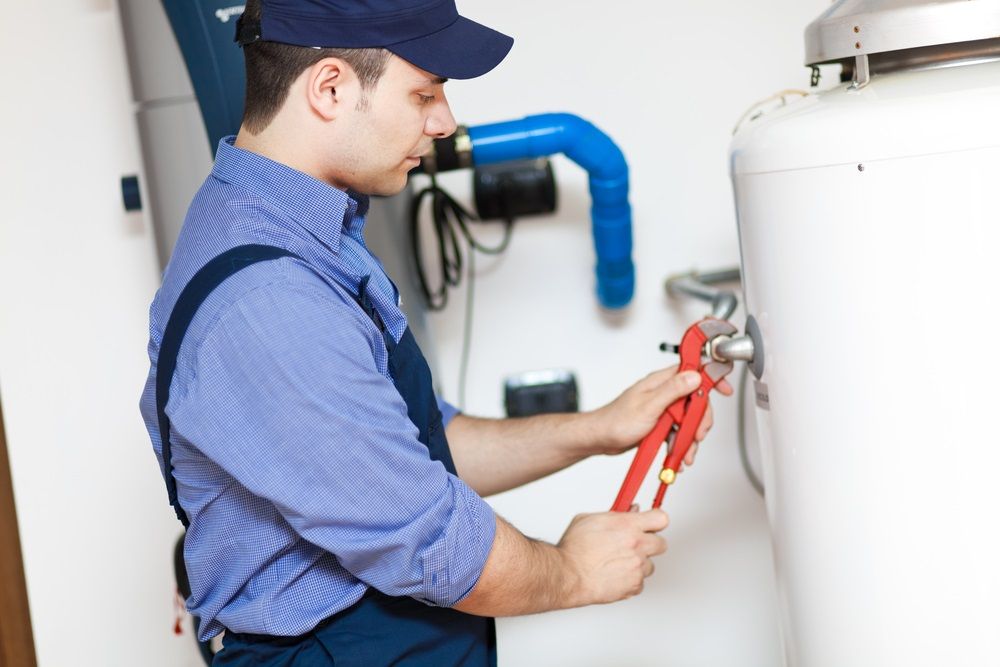 Heat Pump Water Heaters vs. Tankless Water Heaters: Choosing the Right Hot Water Solution